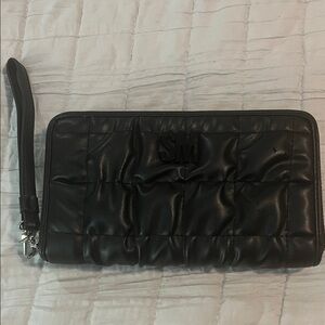 Steve Madden Black Quilted Key & Card Holder